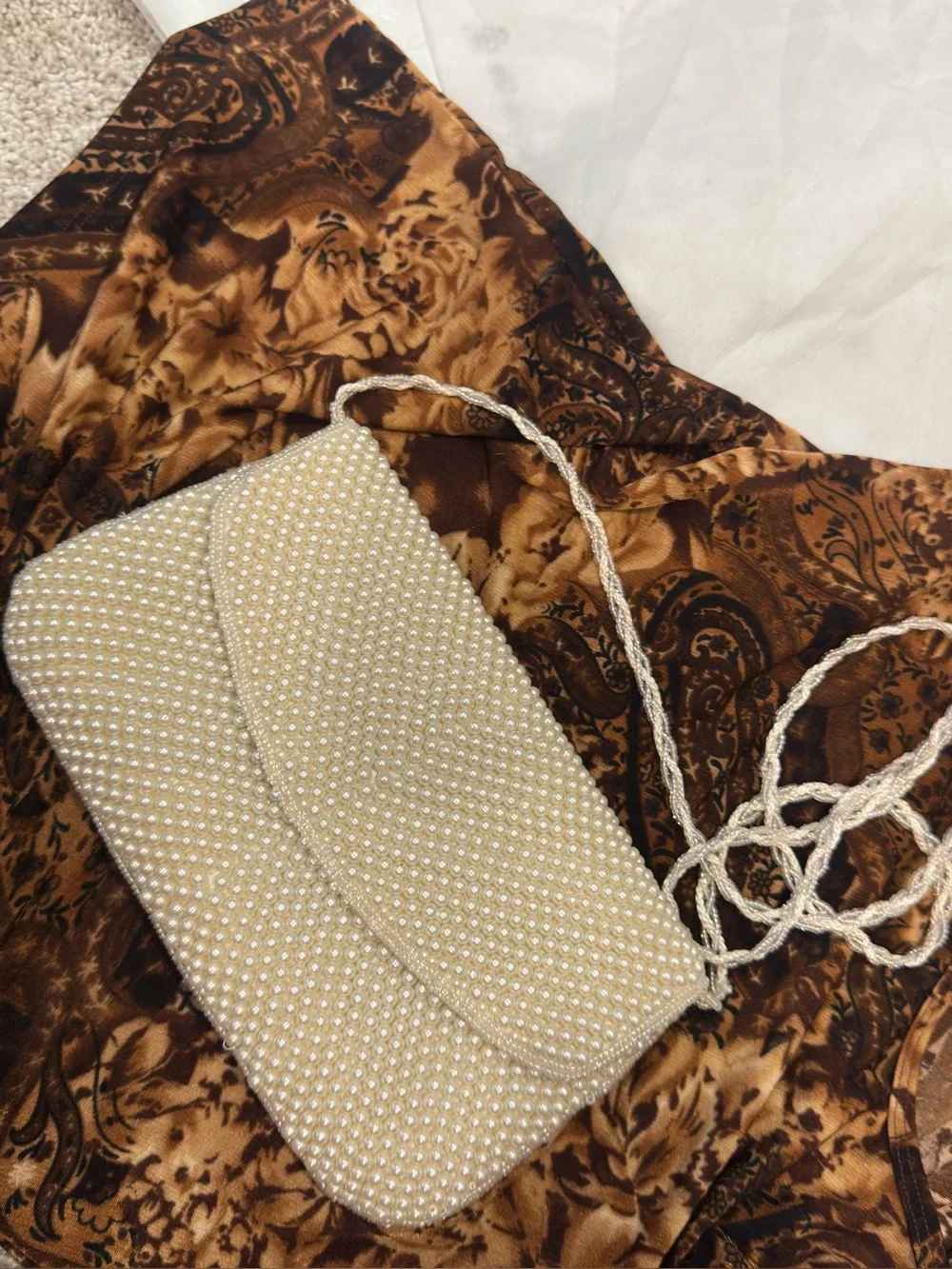 Late 80s Vintage Cream Faux Pearl-Embellished Classy Formal Evening Clutch